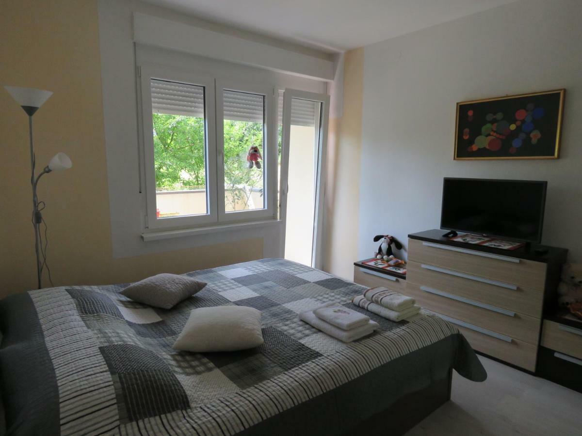 Apartman Snjeska Buzet Eksteriør billede